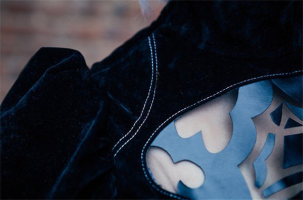 画像2: ゲーム コスプレ 衣装 NieR:Automata ニーアオートマタ 2B ヨルハ二号 B型 コスプレ衣装 ワンピース コスチューム コス レイヤーさん cosplay cos 完コス コミケ 衣装 仮装 学園祭 文化祭 (2)