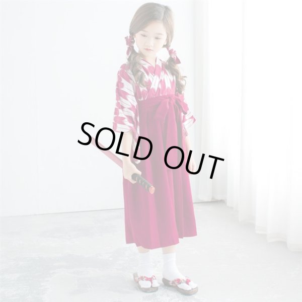 画像2: 【送料無料】上下2点セット　袴風　プリーツ　スカート　矢羽柄　鯉　無地　黒　 コスプレ　コス　コスチューム　レイヤーさん 卒業式 謝恩会 パーティ 晴れ着 子供用 　袴　無地袴　小学生のお子様でも！　制服 (2)