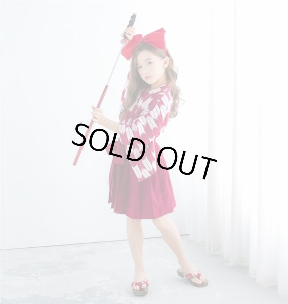 画像4: 【送料無料】上下2点セット　袴風　プリーツ　スカート　矢羽柄　鯉　無地　黒　 コスプレ　コス　コスチューム　レイヤーさん 卒業式 謝恩会 パーティ 晴れ着 子供用 　袴　無地袴　小学生のお子様でも！　制服 (4)