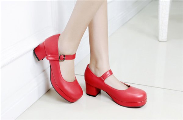 画像4: アニメ コスプレ エロマンガ先生 山田エルフ やまだ エルフ 靴 パンプス 赤 レッド くつ シューズ 衣装 キャラクター コスプレ衣装 コスチューム コス レイヤーさん cosplay cos 完コス コミケ 衣装 仮装 学園祭 文化祭 (4)
